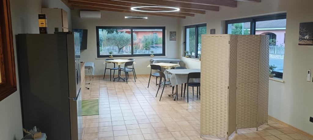 Sala comune dove viene servita la colazione a buffet